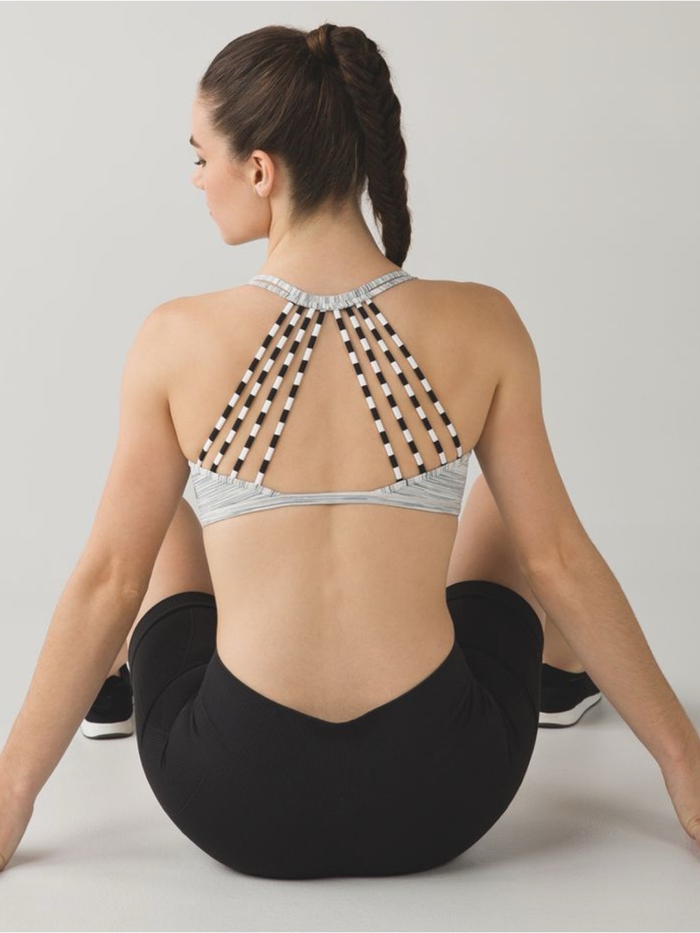 Lululemon Lighten Up Bra Sz 10